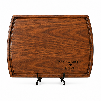 Heart: Personalized Cutting Board – Gift for Husband & Wife