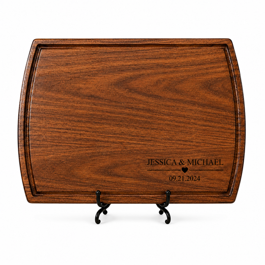 Heart: Personalized Cutting Board – Gift for Husband & Wife